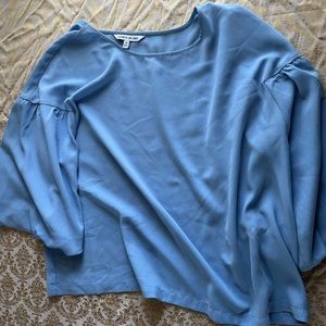 SIZE XL Elizabeth and James Light Blue Bubble 3/4 Sleeves Boouse